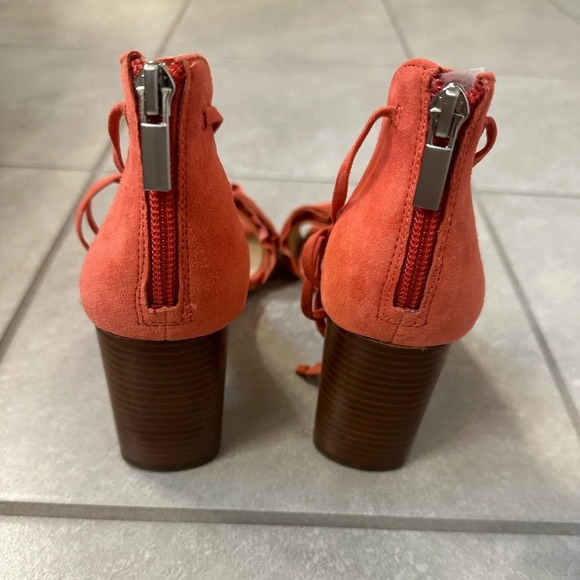 Sole Society Coral Ruffle Sandal Heels Sz 7​ - Picture 3 of 5